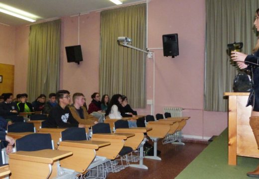 O Concello de Noia busca a implicación dos escolares do municipio na campaña de prevención contra as raíñas de avespa velutina